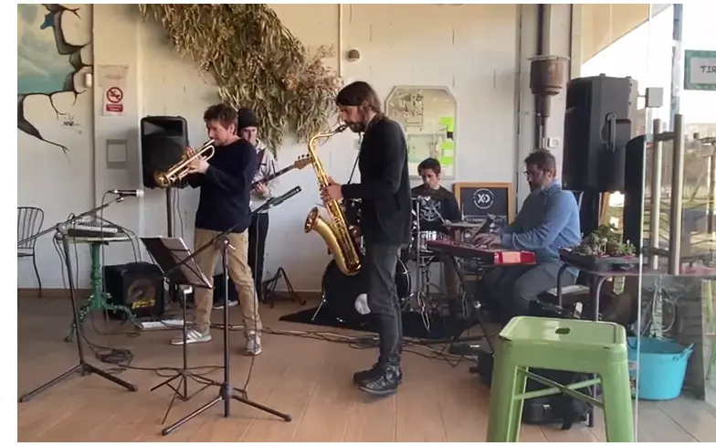 B-Side Band